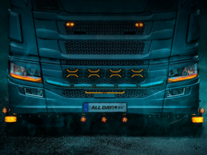 Scania Next Gen vrachtwagen met LED lamp van Strands - LED lamp met donker glas - EAN: 7350133810308