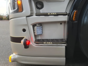 Scania vrachtwagen met Strands LED werklamp 25W - EAN: 7323030171834