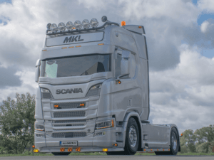 Scania Next Gen truck with DRL unit ORANGE