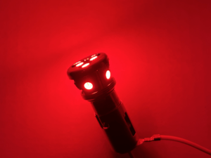 BA15S LED lampen set ROOD - lamp met 15mm bajonet aansluiting voor 12 en 24 volt - single functie lamp voor auto, vrachtwagen, aanhanger, camper, tractor en meer - EAN: 5414184377615
