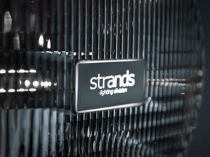 270945 - verlicht Strands logo