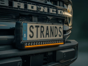 Strands 809455 – 20 Zoll LED bar und Kennzeichenhalter – weißes und gelbes Positionslicht